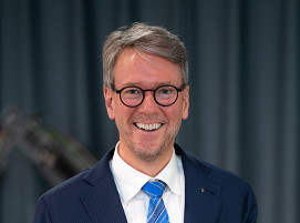 Philip Harting, Vorstandsvorsitzender und CEO der Harting Technologiegruppe verstärkt den VDMA-Hauptvorstand