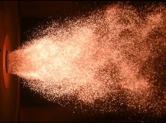 Iron dust flame at laboratory scale (Image rotated 90 degrees for presentation purposes)