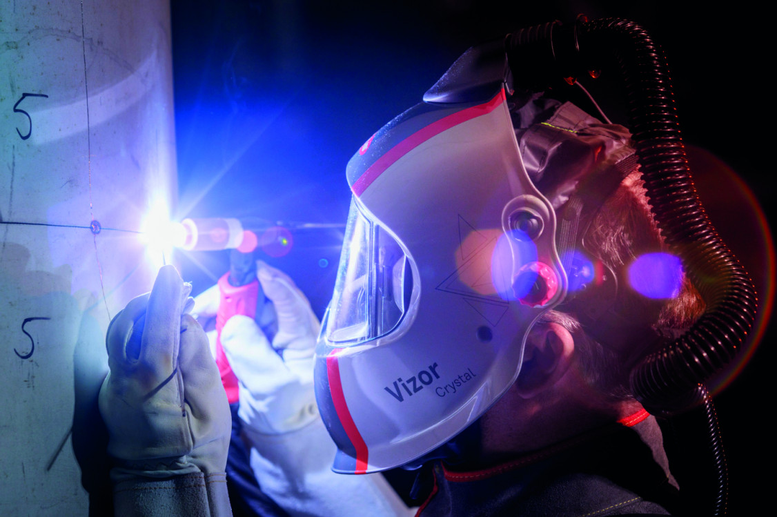 Fronius Vizor Crystal bietet Blendschutz ohne Verzögerung und kristallklare Sicht auf die Schweißnaht. - © Fronius International GmbH