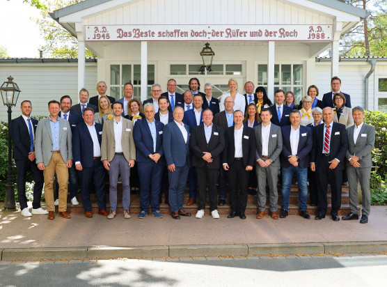 Supplier Award-Verleihung durch die HARTING Technologiegruppe