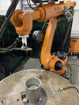 Das Schweißverfahren forceTig® ermöglicht in Verbindung mit der TANICS™-Lösung eine präzise, reproduzierbare Bahnführung des Roboters, au / © EWM/ Langfields