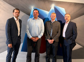 Von links: Christian Kowalschuk (FARO), André Kohut (Bundesverband Metall), Maik Jaekel (FARO) und Diether Hils (Hauptgeschäftsführer Bundesverband Metall) anlässlich des Starts der Kooperationspartnerschaft am 2. September 2026.