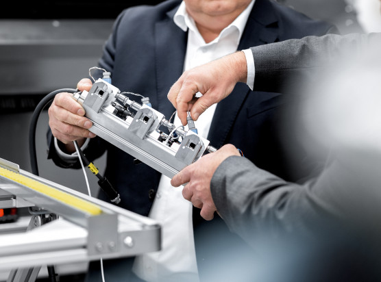 Dank der modularen Bauweise seiner Sprühbeölungssysteme kann technotrans hochgradig individualisierbare Lösungen bei Neu- wie Bestandsanlagen realisieren.