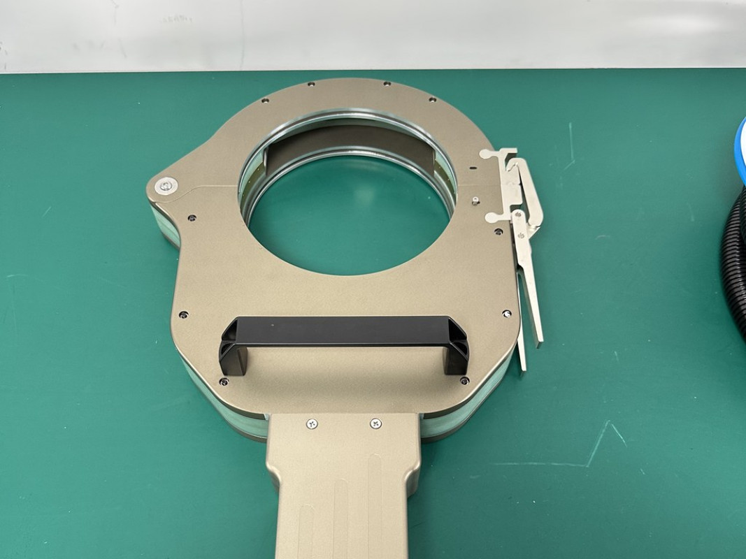 Enclosed orbital welding head (C170, 50.8-168 mm OD). In an enclosed head the joint is surrounded by a gas-filled chamber, which supports OD-side shielding for stainless steel and titanium. - © FYID-Feiyide, Hubei Feiyide Intelligent Equipment Co., Ltd.