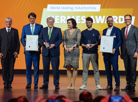 Preisverleihung der Hermes Award 2026: Gewinner 2026 Schaeffler (2.v.l.) und BTRY (2.v.r.).