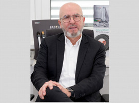 Ivano Poletti (Executive Vice President Sales EMEA) verabschiedet sich Ende 2026 in den Ruhestand.
