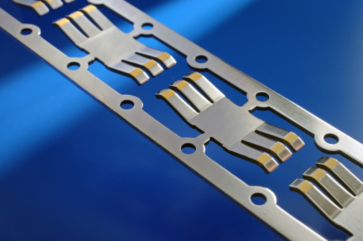 7-selektiv-vergoldetes-bandmaterial