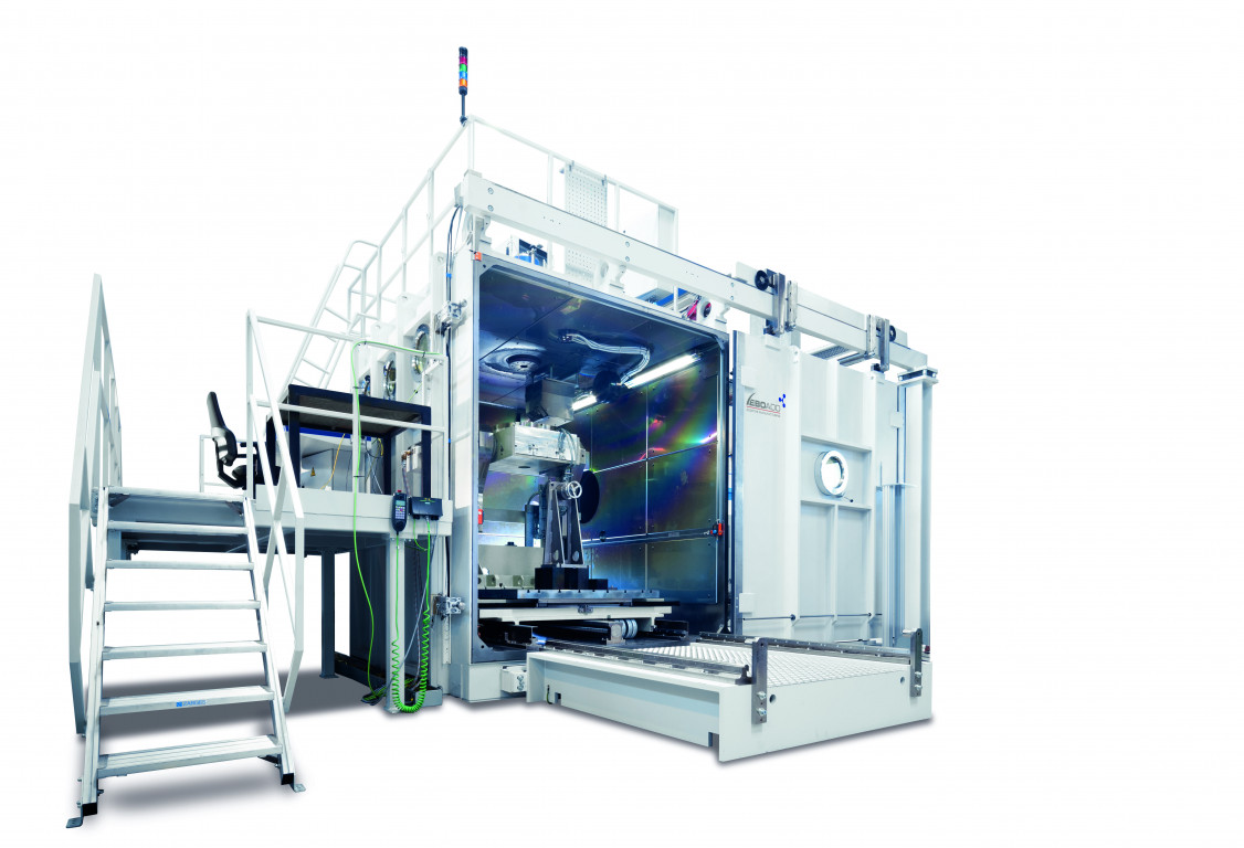 Zum Einsatz kommen speziell für das EBOADD-Verfahren ausgestattete Elektronenstrahl-Kammermaschinen der Baureihe EBOCAM. - © SST