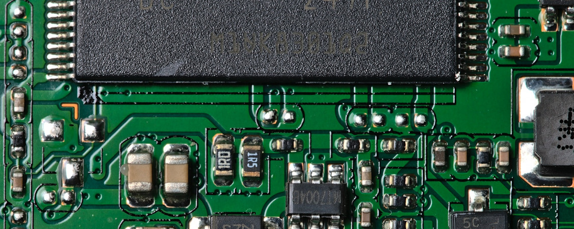 circuit-board-6560489_1920_Vinzenz Lorenz M