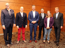 Der neue Engere Vorstand des VTH: Dr. Michael Lutz, Philipp Mitzscherlich, Mario Ernst, Jan Krückemeyer, Stephanie Maertin und Thomas Vierhaus (v.l.n.r.).