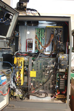 Innenleben der Robotersteuerung R-J3 