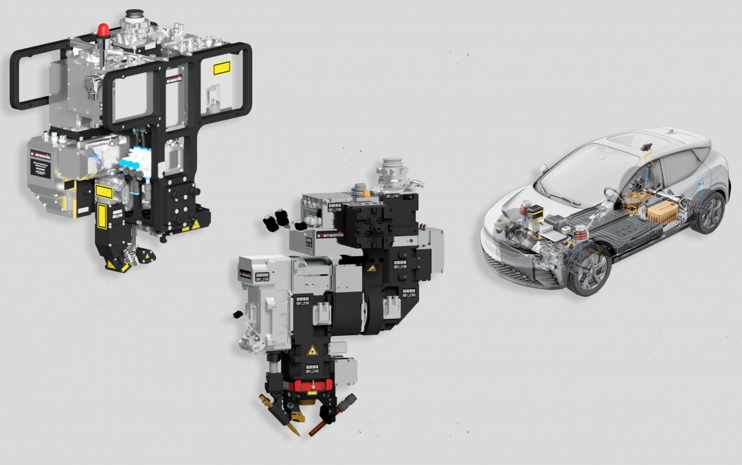 Mit der Remote-Schweißoptik RLW-A und der ALO4 zum taktilen Laserschweißen bietet Scansonic ein komplettes Portfolio zur Herstellung von Batteriekästen für Elektrofahrzeuge. - © Scansonic